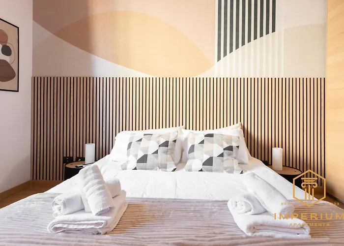 Imperium Deluxe - 300mt To Metro B, 3 Bedrooms, Panoramic View, A-c Apartment *