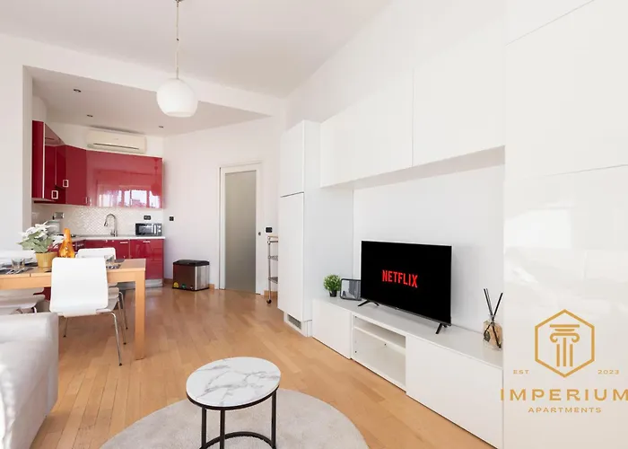 Imperium Deluxe - 300mt To Metro B, 3 Bedrooms, Panoramic View, A-c